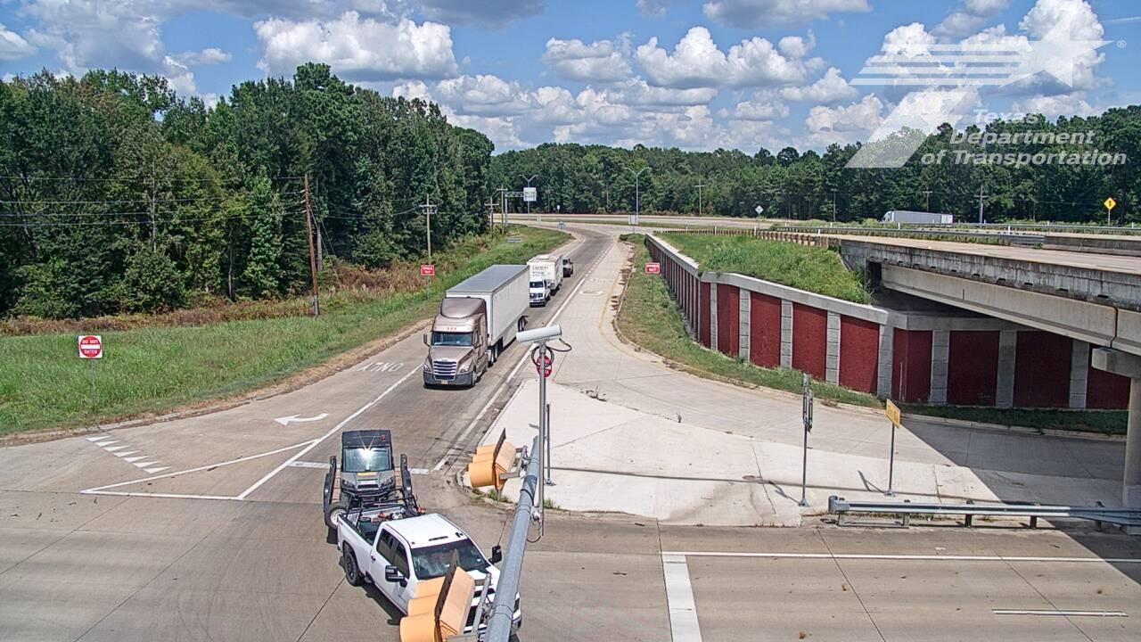 Live snapshot from ATL.BU59.SH149_PTZ CAMERA