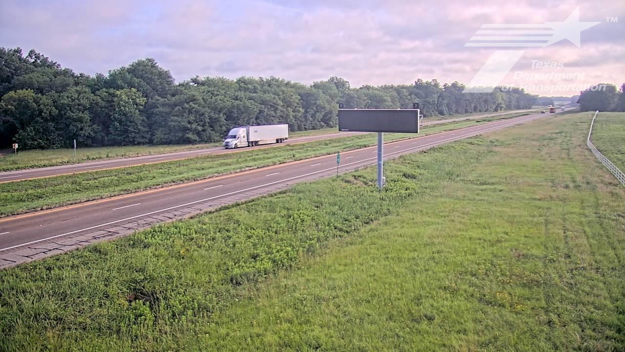 Live snapshot from IH30 EAST OF FM1001