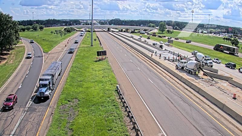 Live snapshot from IH30 at FM 1397