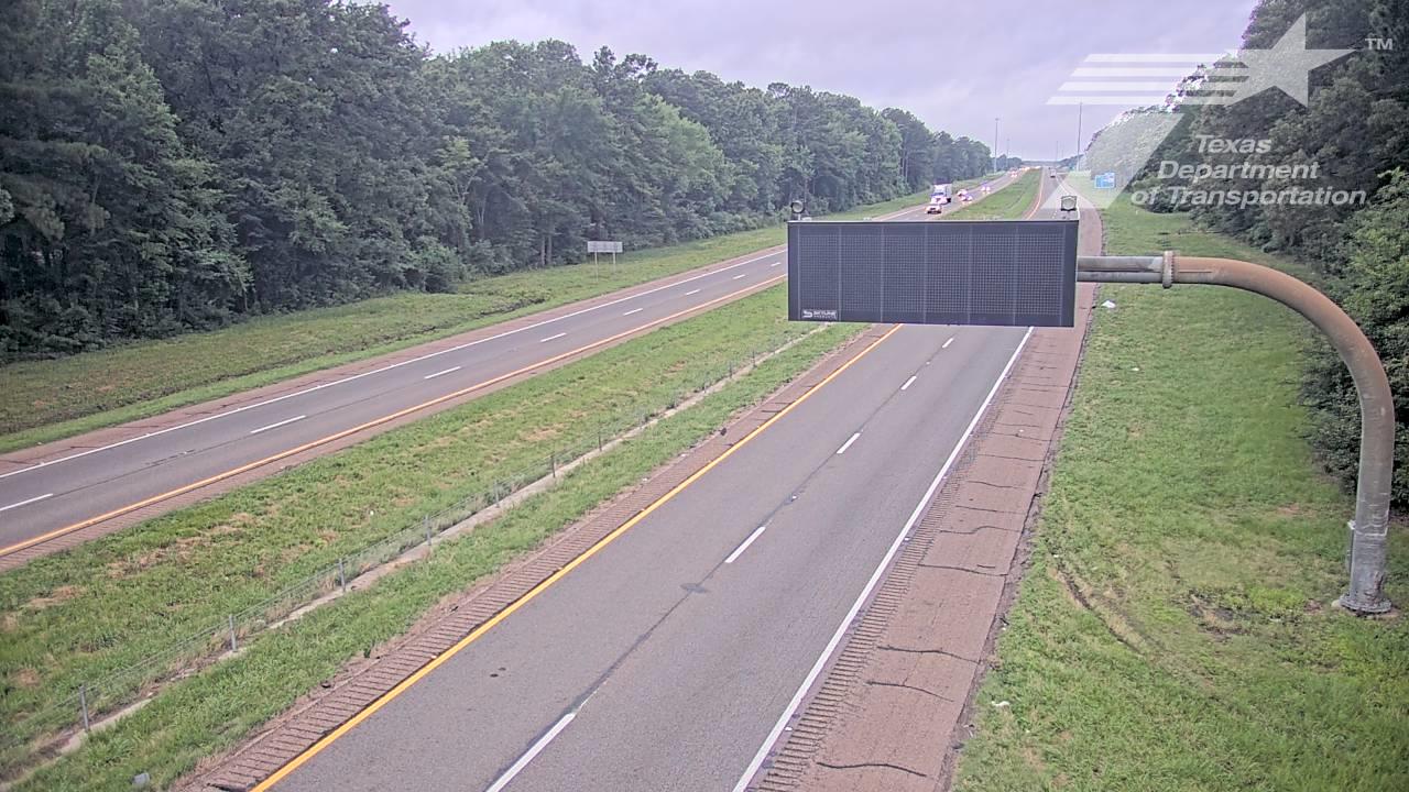 Live snapshot from IH30 at Garden Rd