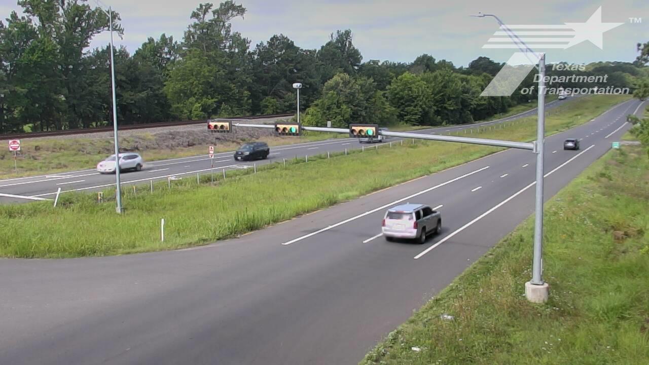 Live snapshot from IH30 at US271