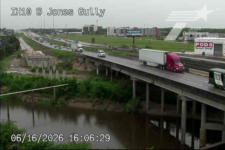 Live snapshot from BMT - IH-10 @ Jones Gully