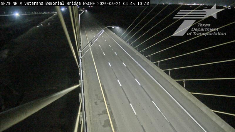 Live snapshot from BMT - SH-73 @ Veterans Mem Bridge - Bridge City (NWCNF)
