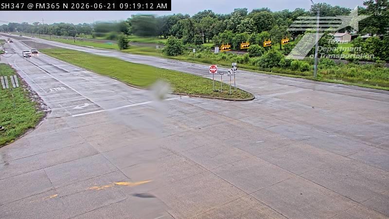 Live snapshot from SH347 @ FM365 N - Port Neches