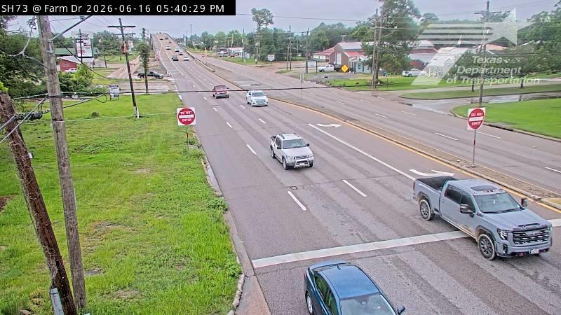 Live snapshot from SH73 @ Farm Dr - Bridge City