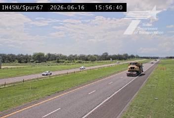 Live snapshot from IH45@Spur-67 South of Madisonville