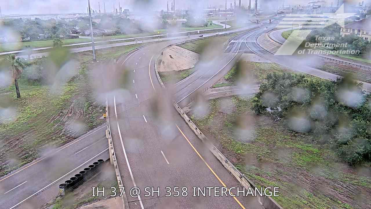 Live snapshot from IH37 @ SH358