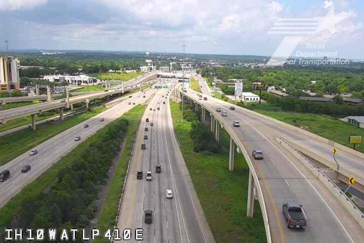 Live snapshot from IH 10 West at LP 410 E