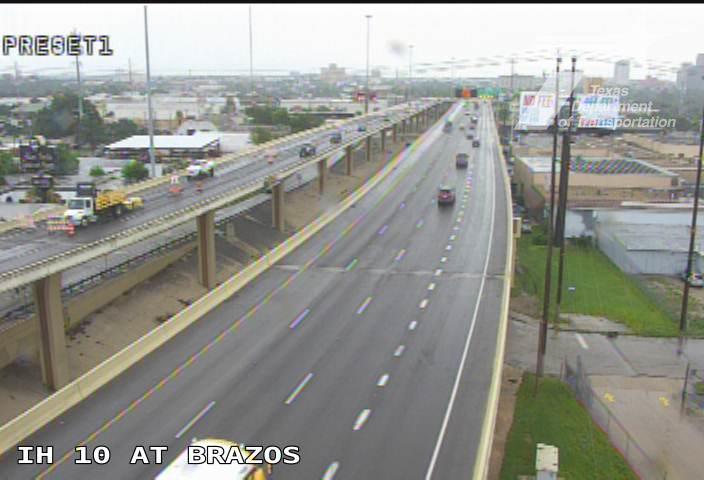 Live snapshot from IH 10 at Brazos