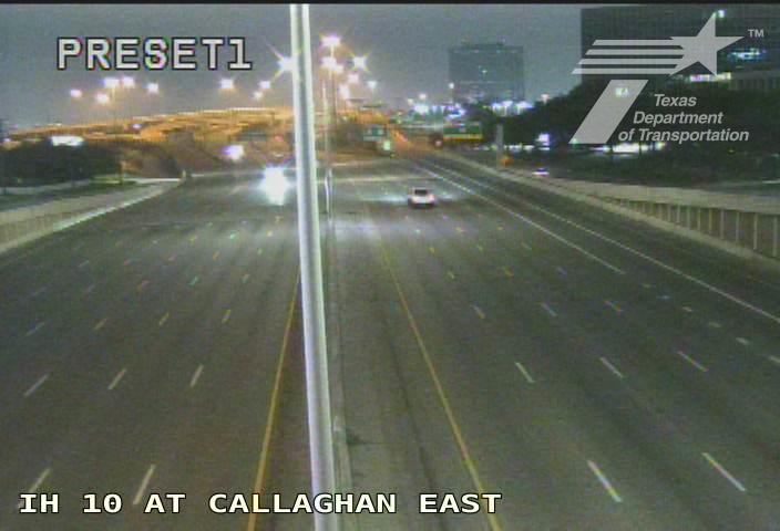 Live snapshot from IH 10 at Callaghan East