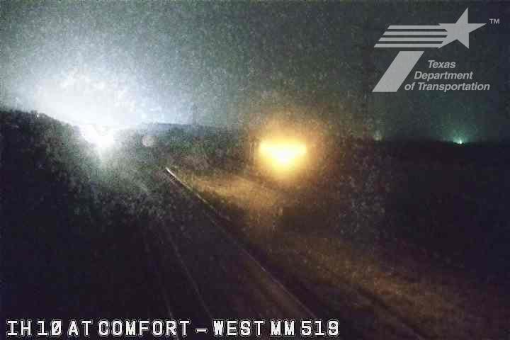 Live snapshot from IH 10 at Comfort - West (MM 519)