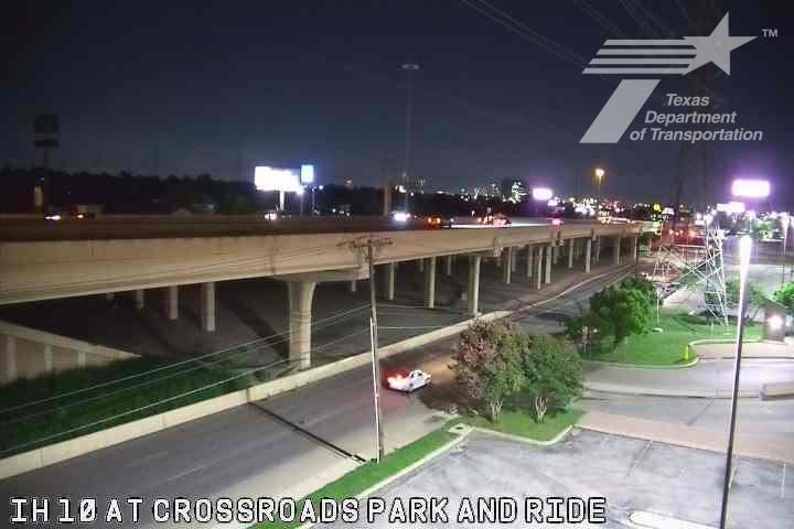 Live snapshot from IH 10 at Crossroads Park and Ride
