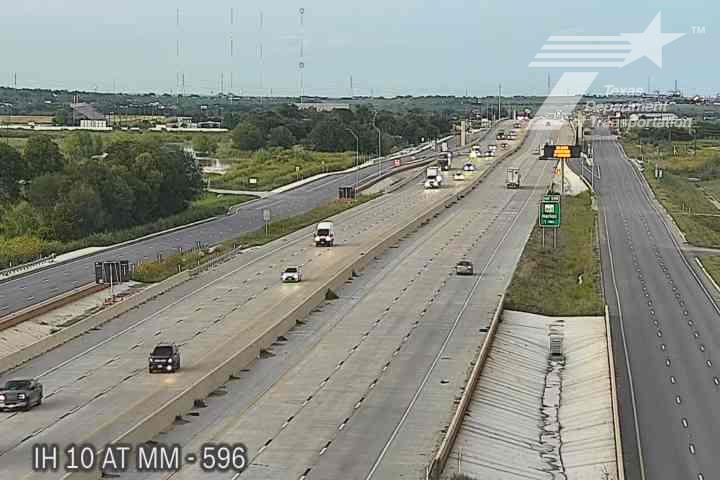 Live snapshot from IH 10 at MM 596