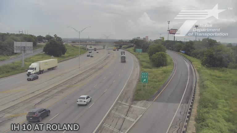 Live snapshot from IH 10 at Roland