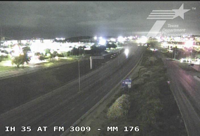 Live snapshot from IH 35 at FM 3009 (MM 176)