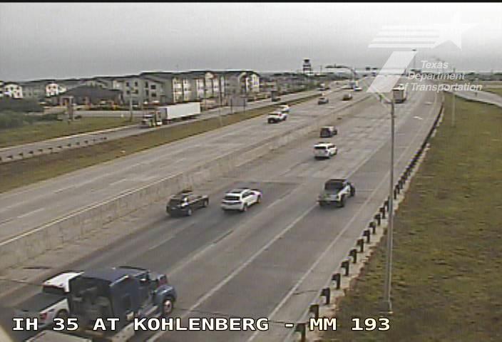 Live snapshot from IH 35 at Kohlenberg (MM 193)