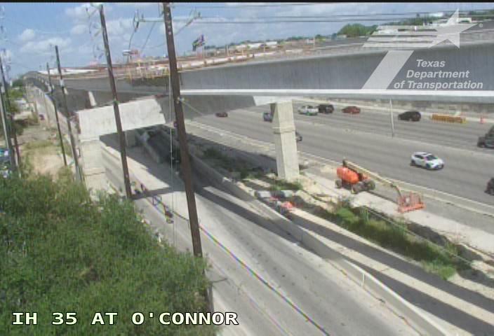 Live snapshot from IH 35 at OConnor Rd