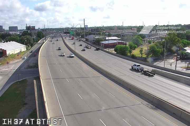 Live snapshot from IH 37 at 6th St
