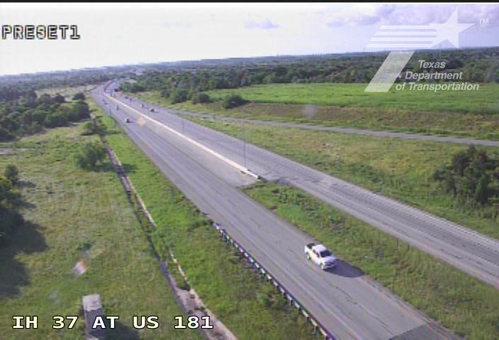 Live snapshot from IH 37 at Hwy 181
