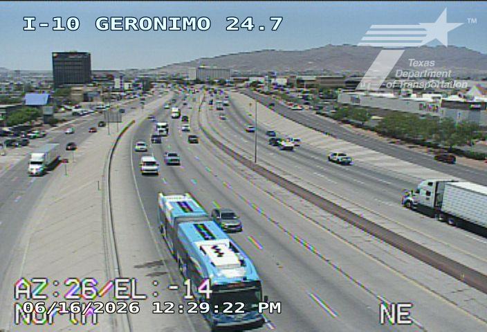 Live snapshot from IH-10 @ Geronimo