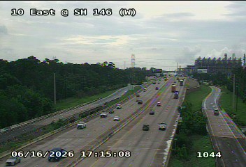 Live snapshot from IH-10 East @ SH 146 (W)