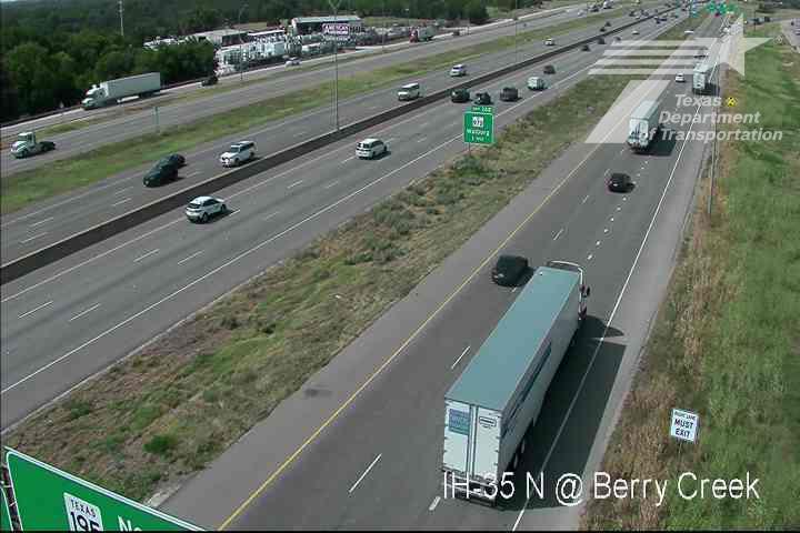 Live snapshot from IH-35 @ Berry Creek