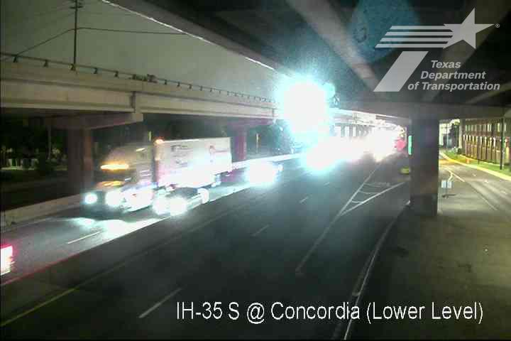 Live snapshot from IH-35 @ Concordia Lower