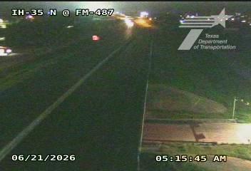 Live snapshot from IH-35 @ FM-487