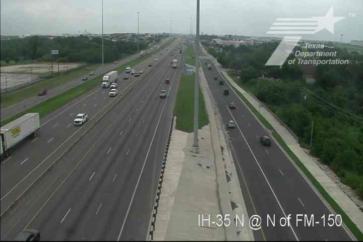 Live snapshot from IH-35 @ N of FM-150