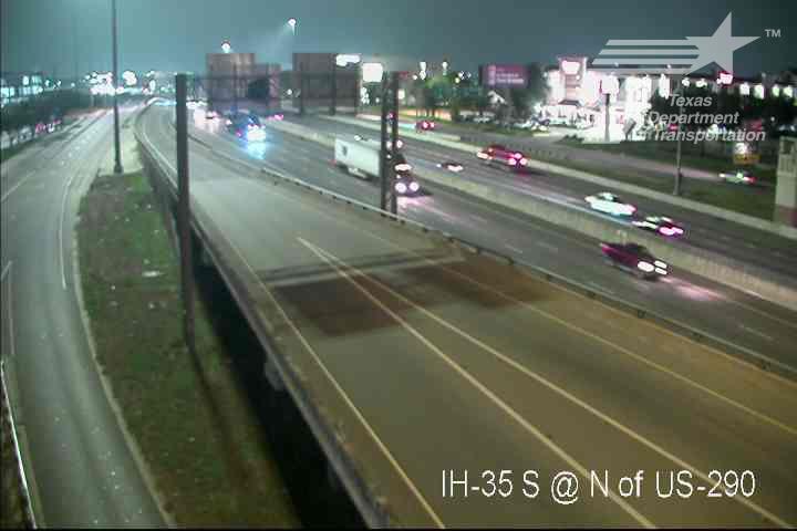 Live snapshot from IH-35 @ N of US-290