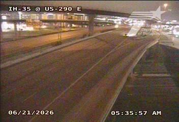 Live snapshot from IH-35 @ US-290