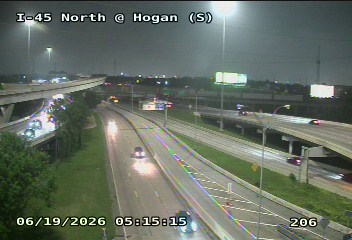 Live snapshot from IH-45 North @ Hogan (S)