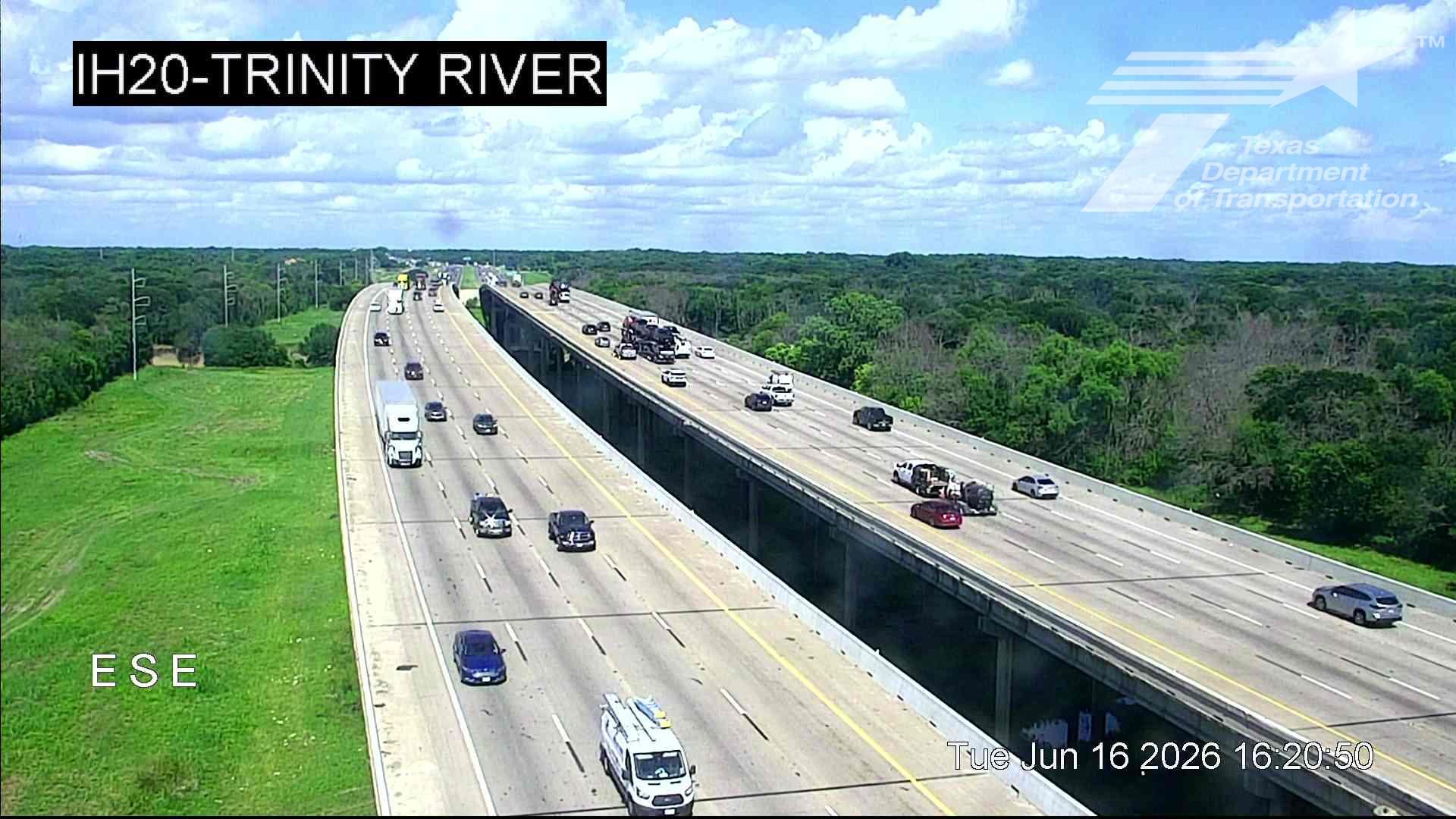 Live snapshot from IH20 @ Trinity River