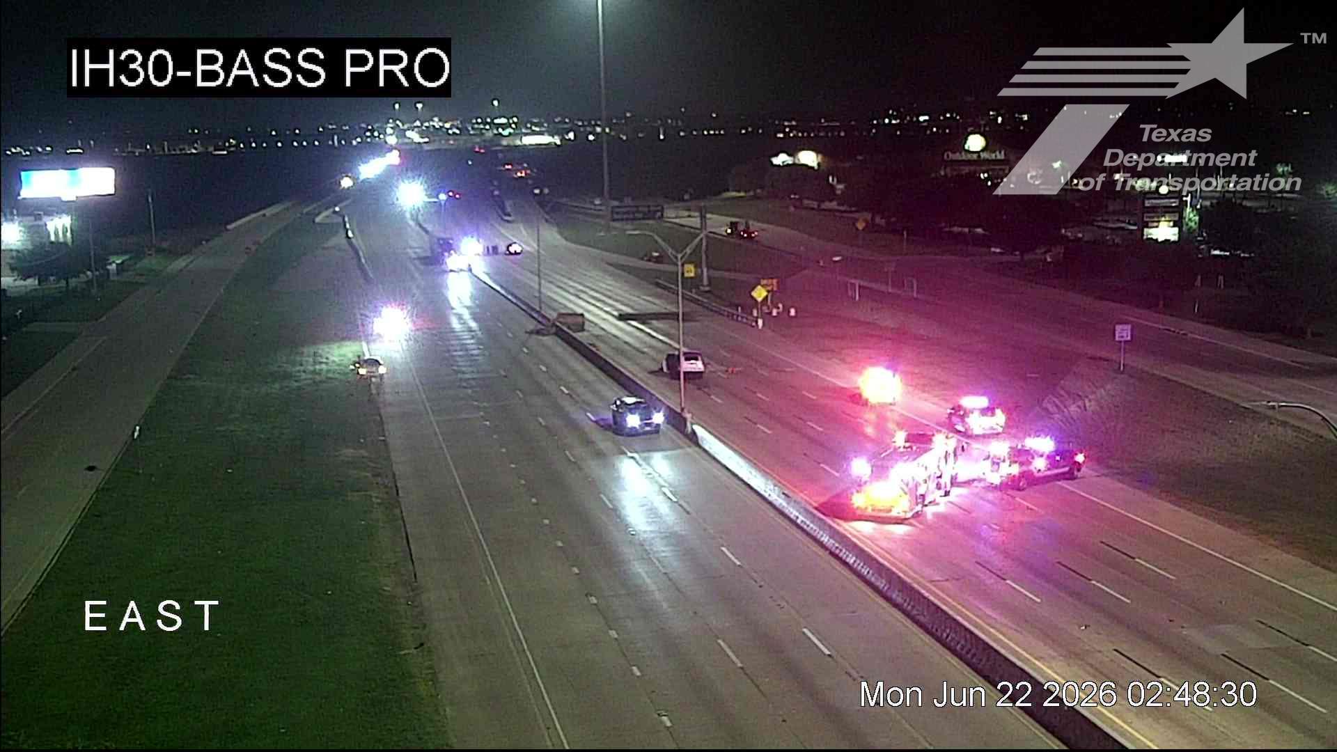 Live snapshot from IH30 @ Bass Pro