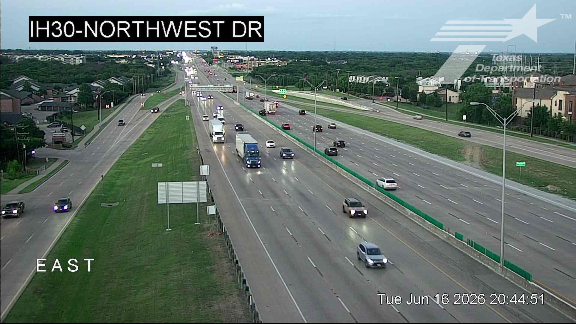 Live snapshot from IH30 @ Northwest Dr
