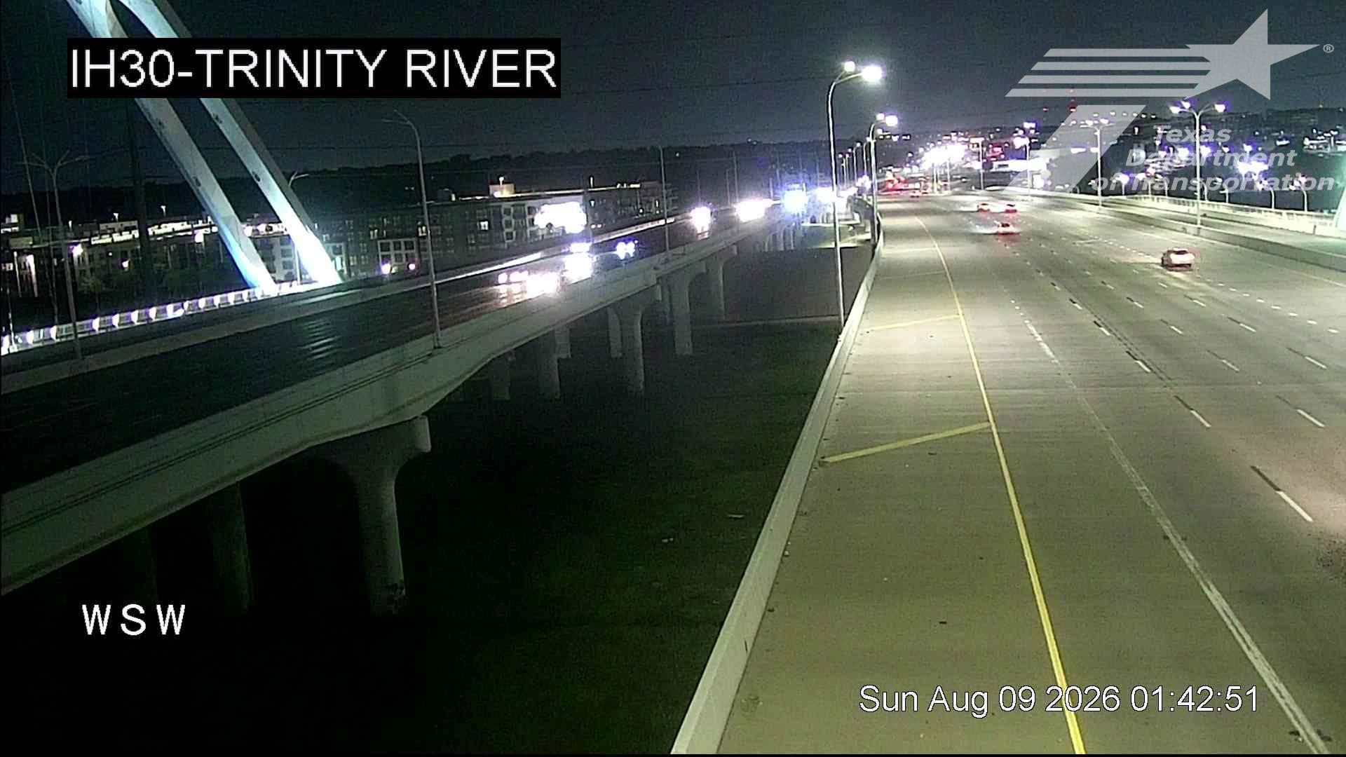 Live snapshot from IH30 @ Trinity River