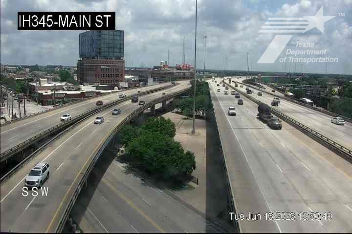 Live snapshot from IH345 @ Main St