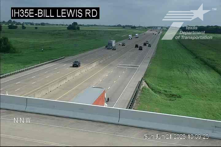 Live snapshot from IH35E @ Bill Lewis Rd