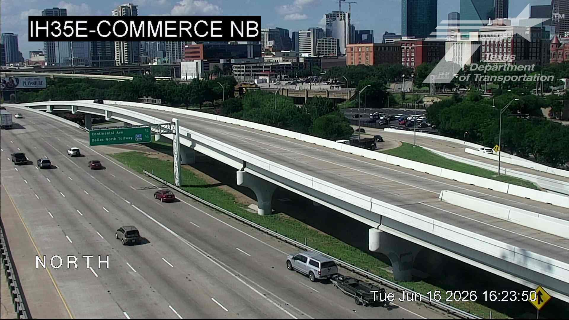 Live snapshot from IH35E @ Commerce NB