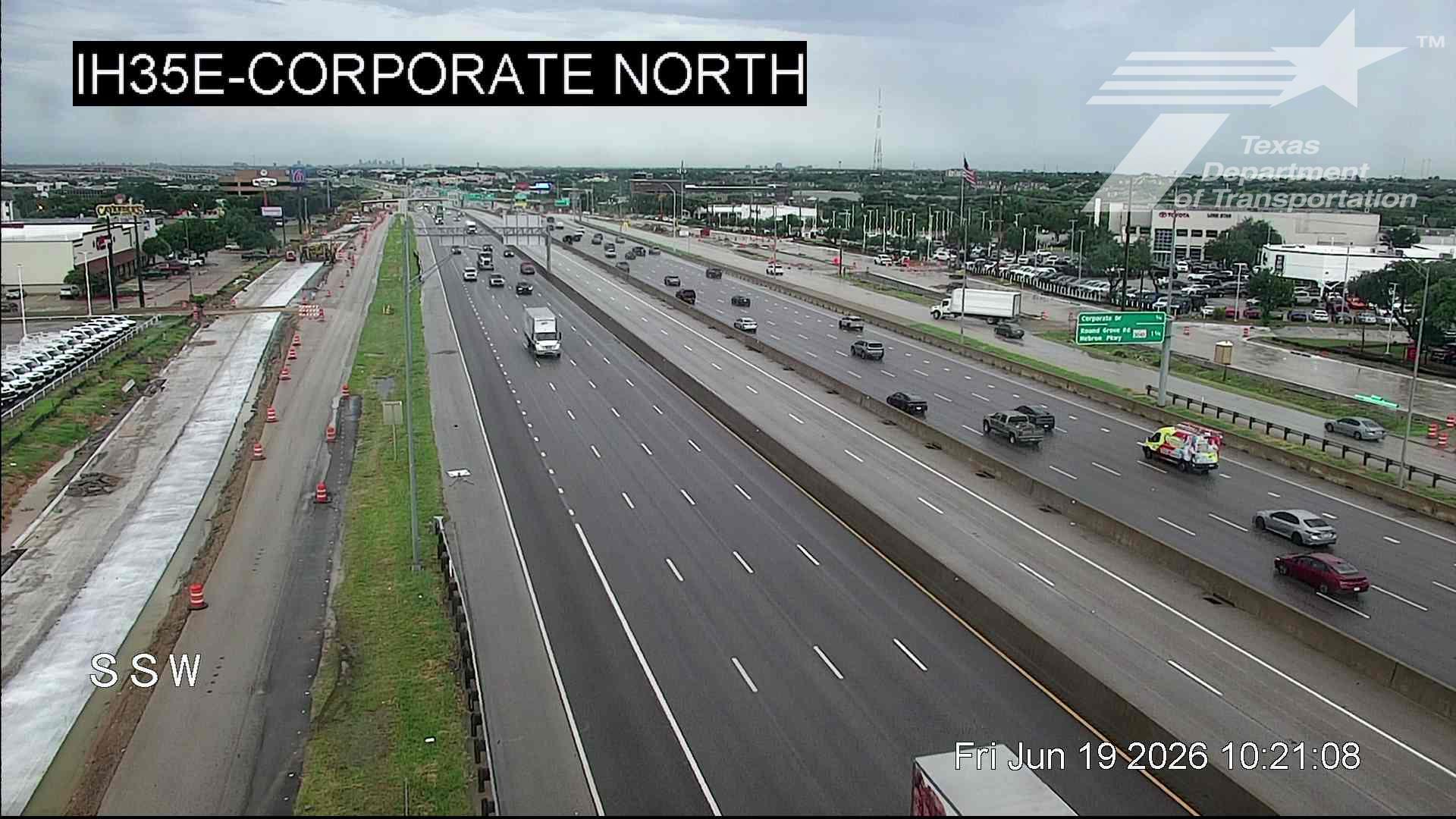 Live snapshot from IH35E @ Corporate North