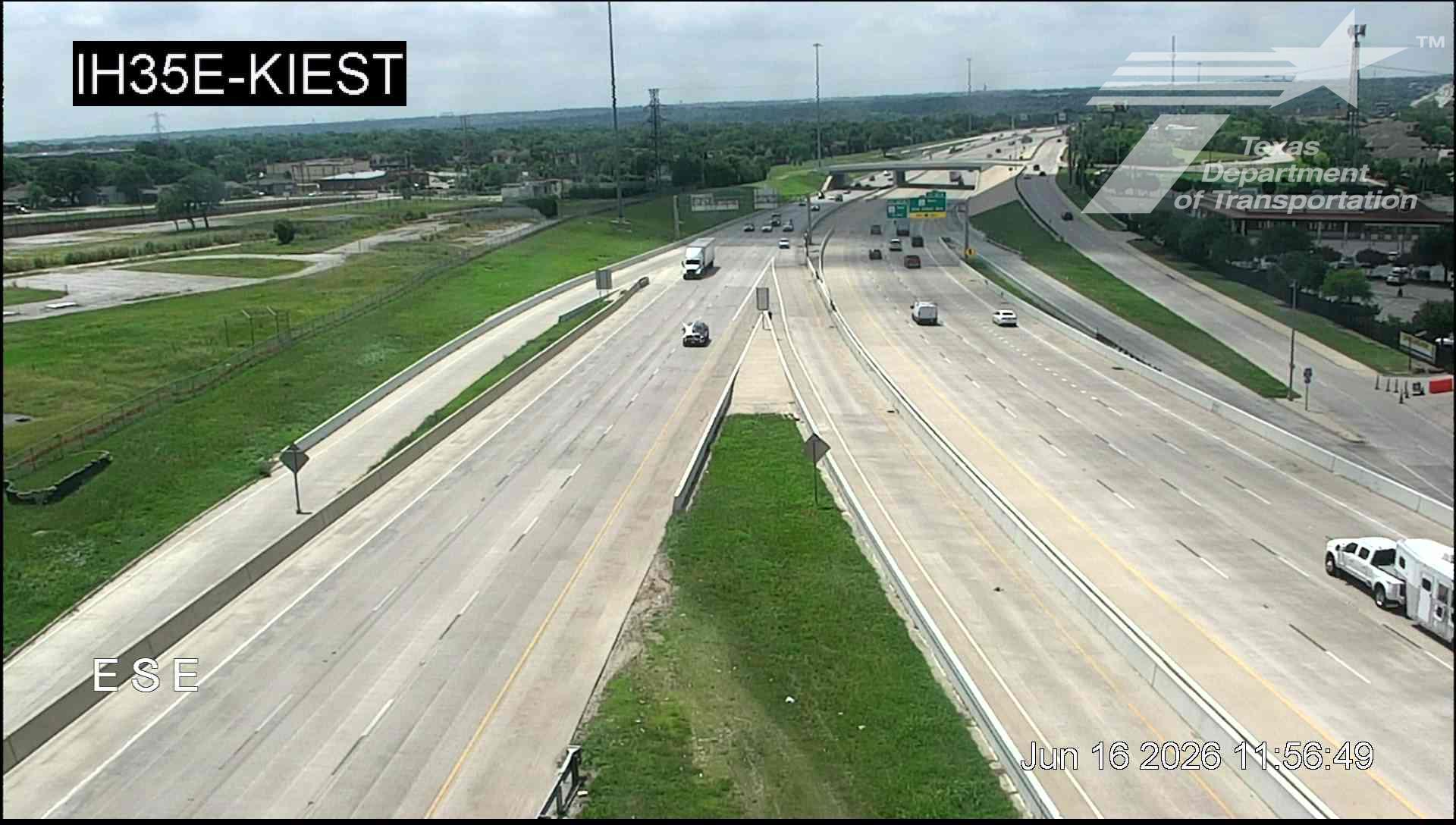 Live snapshot from IH35E @ Kiest