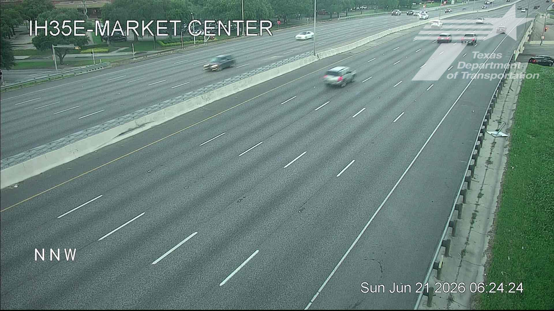 Live snapshot from IH35E @ Market Center