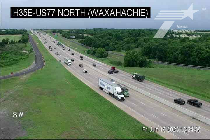 Live snapshot from IH35E @ US77 North Waxahachie