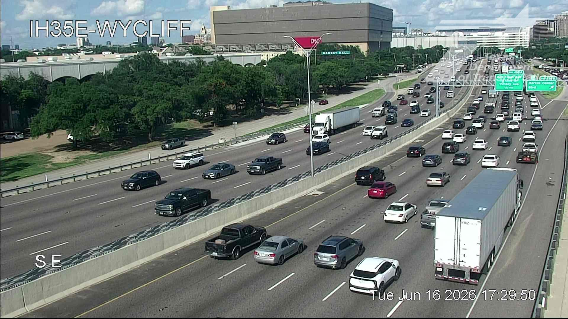 Live snapshot from IH35E @ Wycliff