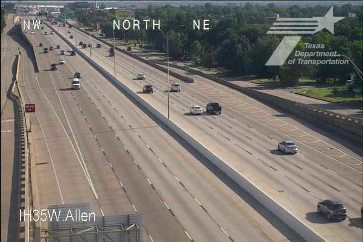 Live snapshot from IH35W @ Allen