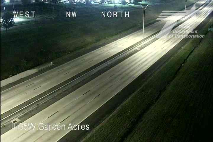 Live snapshot from IH35W @ Garden Acres