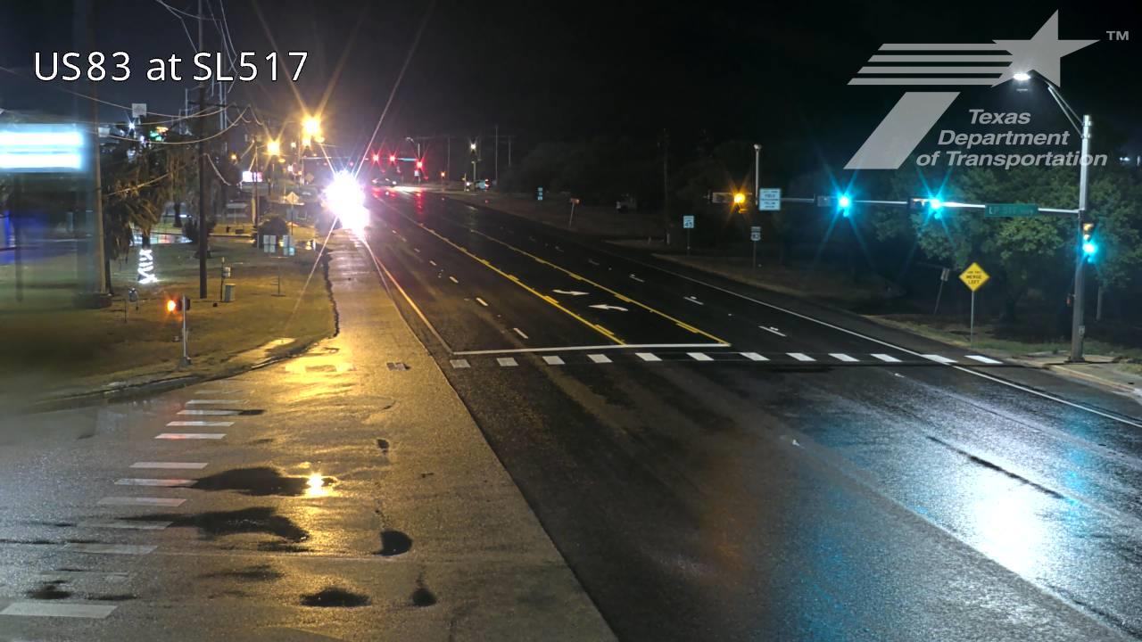 Live snapshot from US83 @ SL517 Carrizo Springs