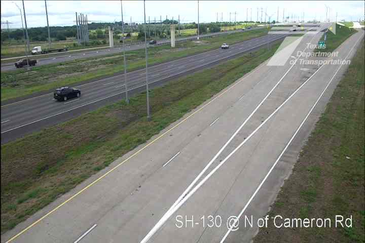 Live snapshot from SH-130 @ N of Cameron Rd