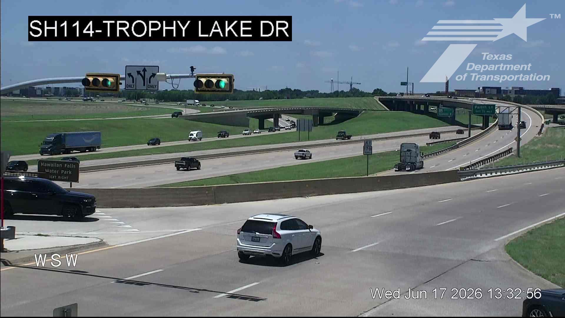 Live snapshot from SH114 @ Trophy Lake Dr