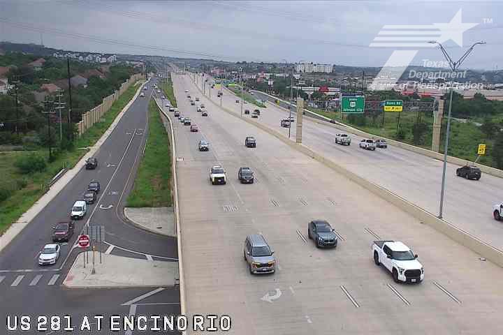 Live snapshot from US 281 at Encino Rio